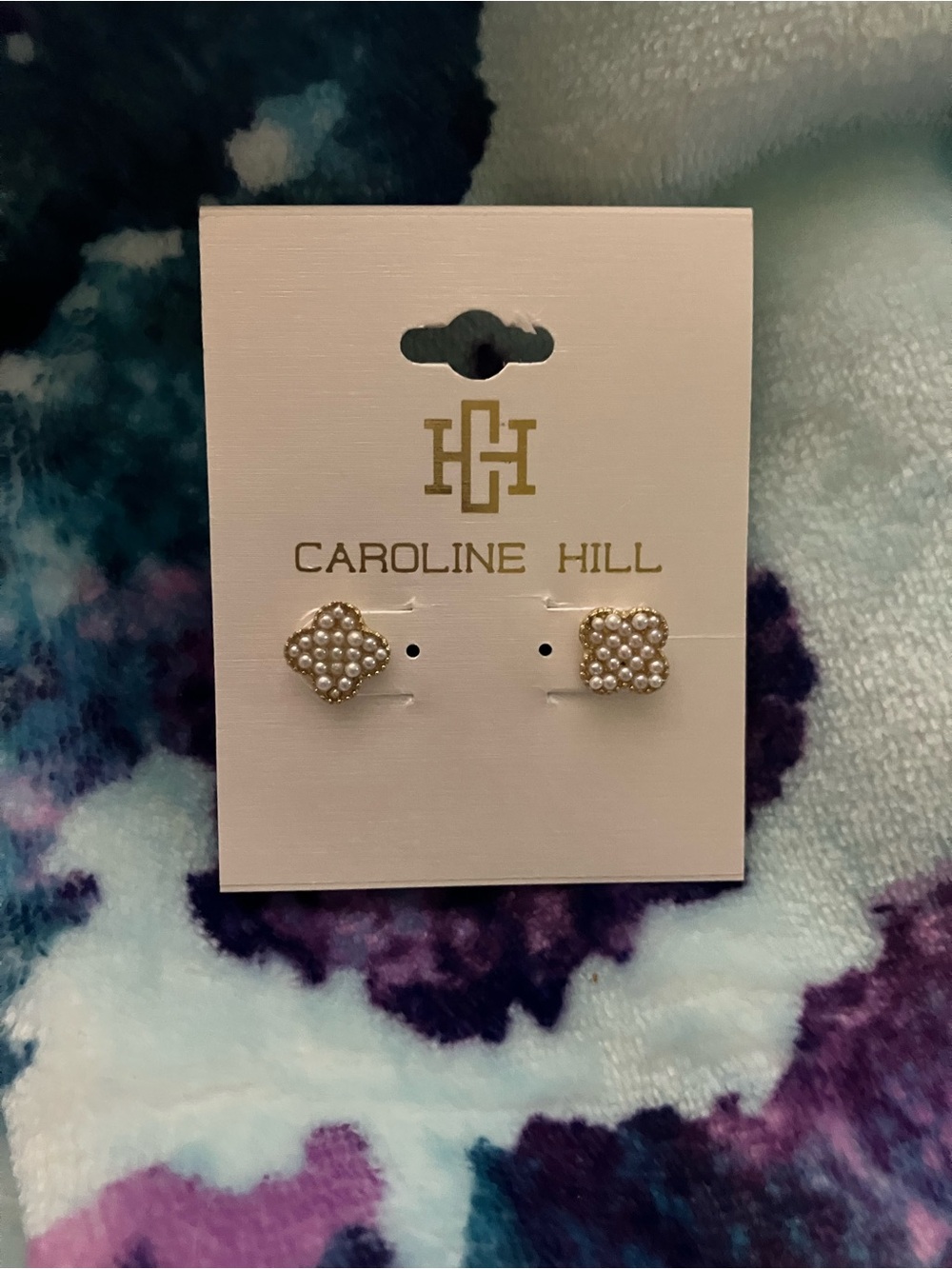 Caroline Hill Pearl Cluster Stud Earrings - Gold Tone